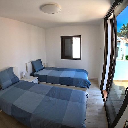 Parque Santiago I: Spacious First Floor Apartment with Large Balcony Playa de las Americas  Exterior photo